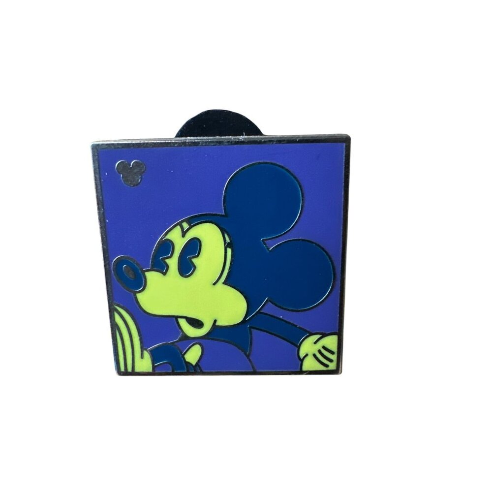 Set Of 4 Mickey Mouse Colorful Square Disney Pins - Picture 5 of 8